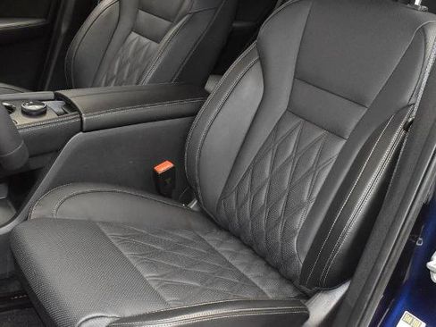 Certified 2026 Nissan Rogue Platinum w/ Platinum Premium Package AWD/4WD image 14