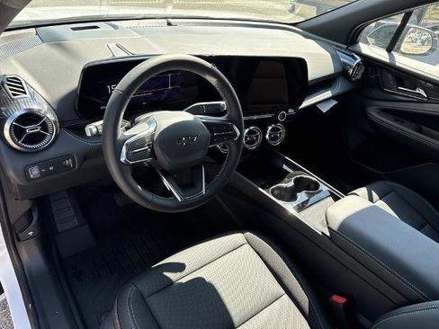 New 2026 Chevrolet Blazer EV LT image 12