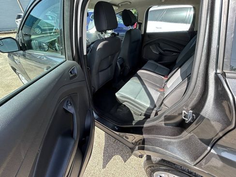 Used 2017 Ford Escape S FWD image 7