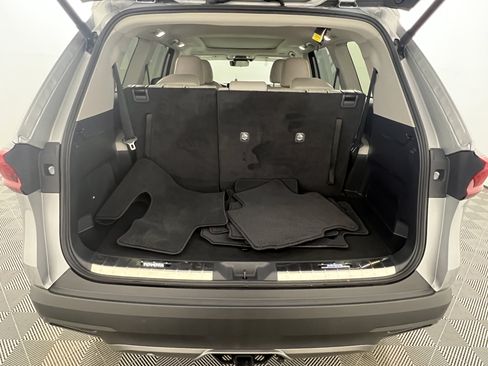 Used 2024 Toyota Grand Highlander AWD image 19