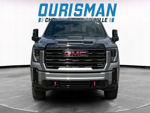 Used 2025 GMC Sierra 2500 AT4 w/ AT4 Premium Plus Package AWD/4WD image 8