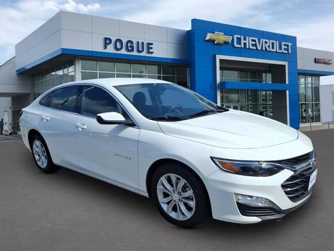 Used 2025 Chevrolet Malibu LT FWD image 1