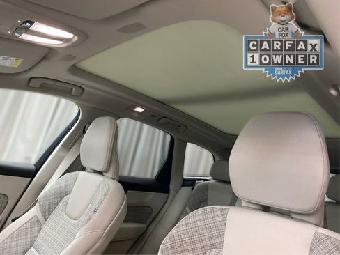 Used 2022 Volvo XC60 B5 Momentum image 26