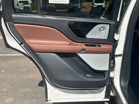 New 2026 Lincoln Aviator Reserve AWD/4WD image 23