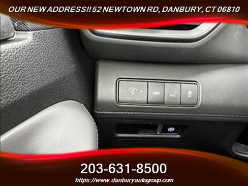 Used 2023 Hyundai Santa Fe Limited AWD/4WD image 17