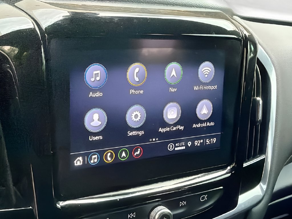 Used 2023 Chevrolet Traverse RS FWD image 15