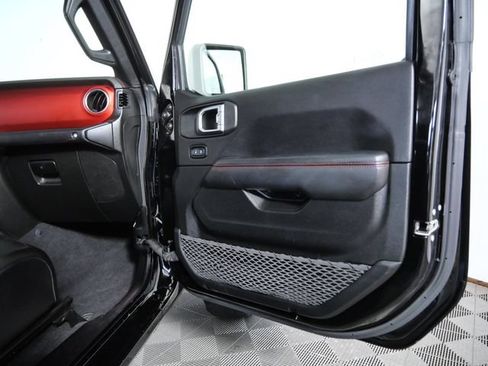Used 2020 Jeep Gladiator Rubicon AWD/4WD image 11