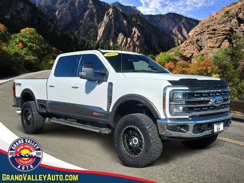 Used 2024 Ford F250 Lariat AWD/4WD image 1