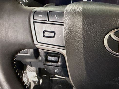 Used 2026 Toyota Camry SE FWD image 14