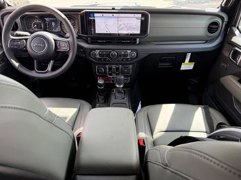 New 2025 Jeep Gladiator Mojave w/ Safety Group AWD/4WD image 15