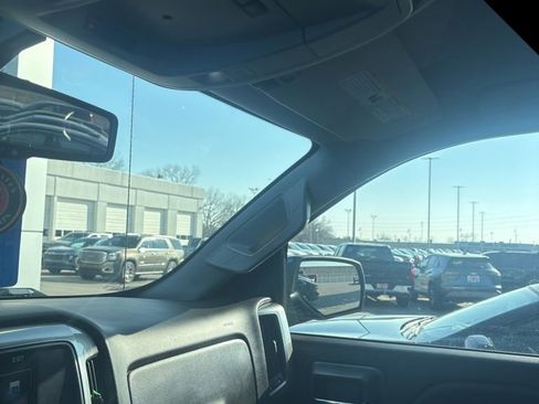 Used 2019 Chevrolet Silverado 1500 LT w/ All Star Edition image 11