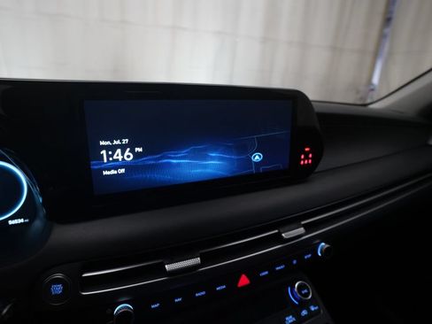 Used 2024 Hyundai Palisade Limited FWD image 6