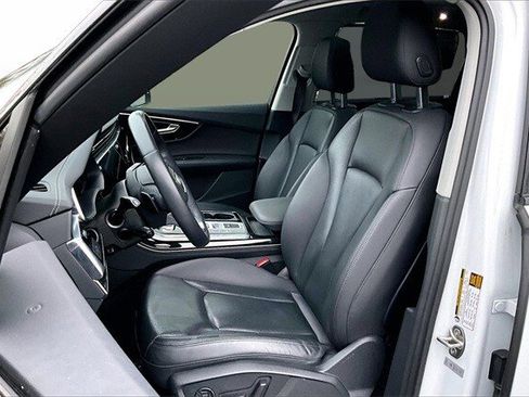 Used 2023 Audi Q7 2.0T Premium Plus w/ Premium Plus Package image 11