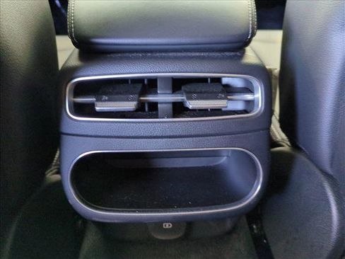 Used 2025 Genesis GV70 2.5T image 17