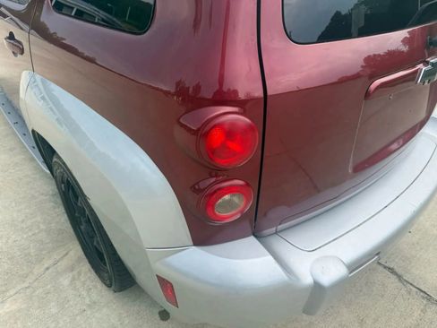 Used 2008 Chevrolet HHR LT image 10