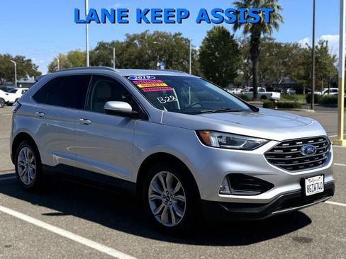 Used 2019 Ford Edge Titanium w/ Cargo Accessory Package FWD image 3