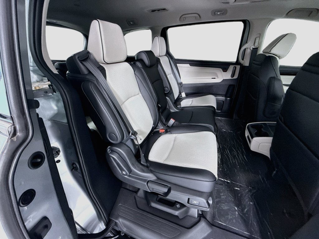 New 2027 Honda Odyssey Elite image 21