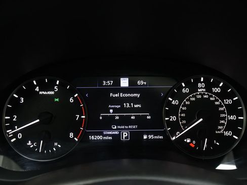 Used 2022 INFINITI QX50 Essential AWD/4WD image 22
