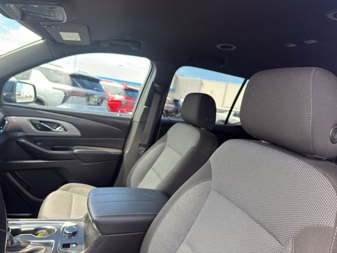 Used 2023 Chevrolet Traverse LT w/ LPO, Floor Liner Package AWD/4WD image 27