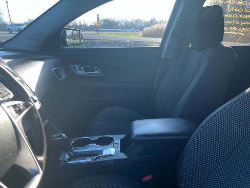 Used 2016 Chevrolet Equinox LT w/ Convenience Package image 11