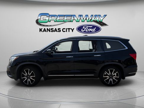 Used 2020 Honda Pilot Touring image 3