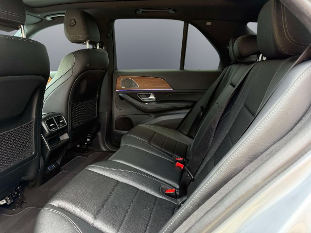 Certified 2025 Mercedes-Benz GLE 450e 4MATIC image 10