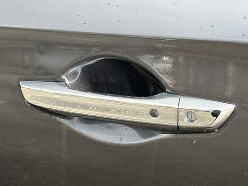 Used 2024 Honda Odyssey EX-L image 37