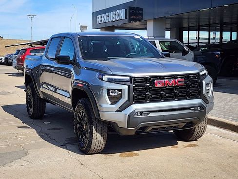 New 2026 GMC Canyon Elevation w/ Convenience Package image 2