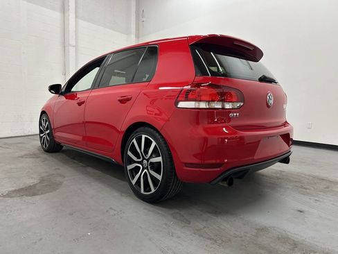 Used 2012 Volkswagen GTI 4-Door FWD image 11