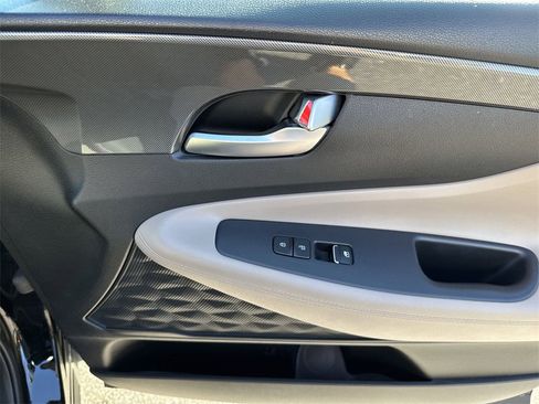 Used 2022 Hyundai Santa Fe SEL image 44