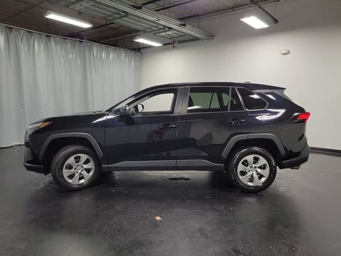Used 2023 Toyota RAV4 LE FWD image 5