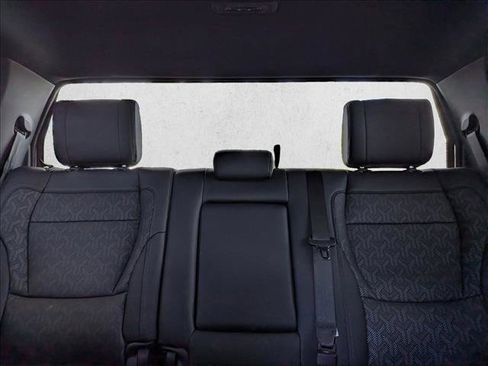 Used 2025 Toyota Tundra Limited AWD/4WD image 16