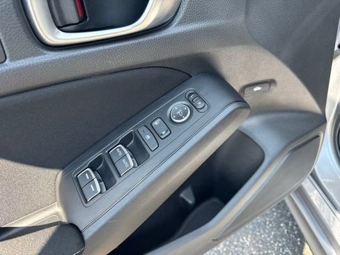 Used 2023 Honda Civic LX image 23