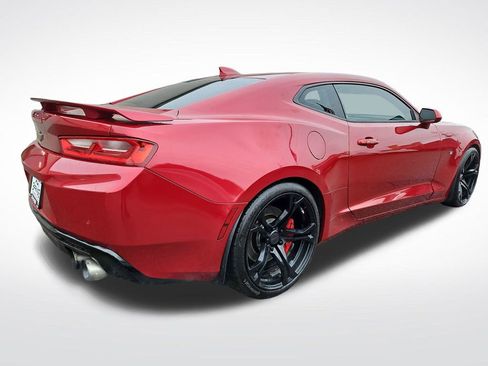 Used 2016 Chevrolet Camaro SS RWD image 5
