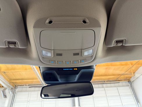 Used 2024 Ford Expedition Max XLT image 21