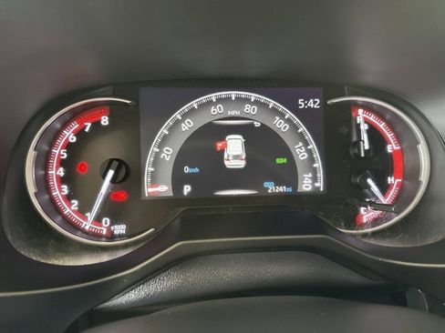 Used 2023 Toyota RAV4 XLE w/ Convenience Package FWD image 12
