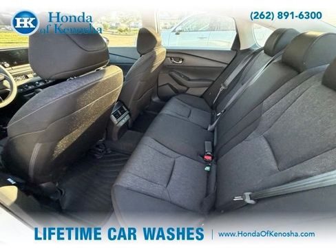Certified 2025 Honda Accord SE image 8