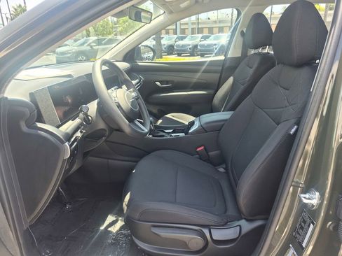 Used 2026 Hyundai Tucson SE FWD image 19