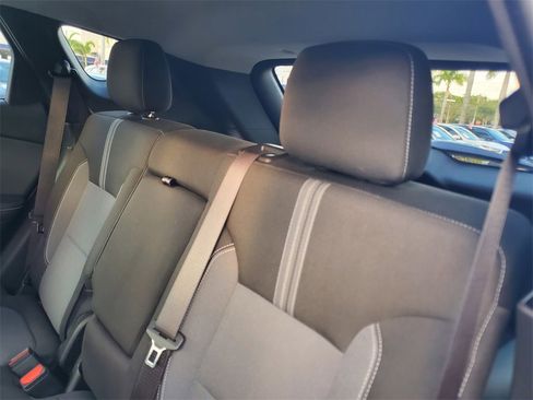 Used 2023 Chevrolet Blazer LT image 12