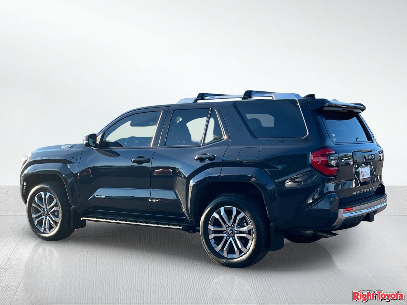Certified 2026 Toyota 4Runner Limited w/ Tow Technology Package AWD/4WD image 5