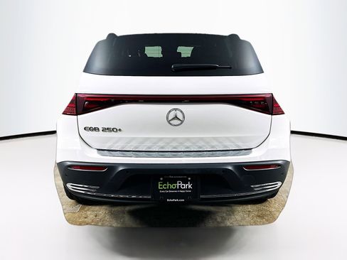 Used 2024 Mercedes-Benz EQB 250+ image 7