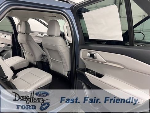 New 2026 Ford Explorer Active w/ Active Comfort Package image 11