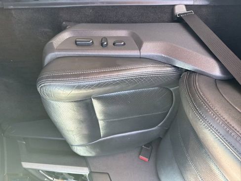 Used 2013 Ford F250 Platinum w/ FX4 Off Road Pkg image 13