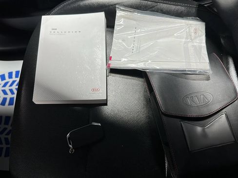 Used 2020 Kia Telluride S AWD/4WD image 35