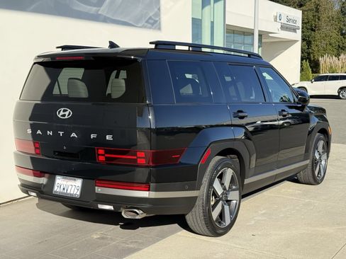 Used 2024 Hyundai Santa Fe Limited image 7