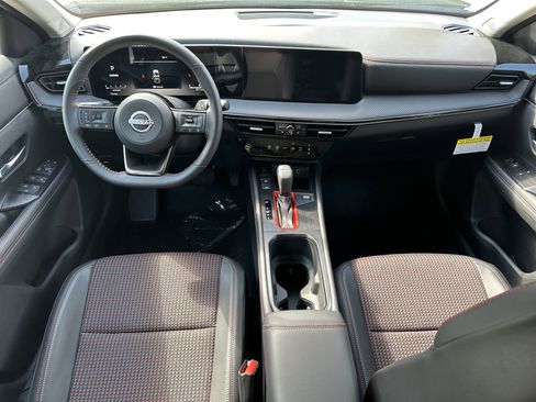 New 2025 Nissan Kicks SR image 22