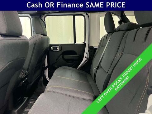 Used 2024 Jeep Wrangler Unlimited w/ Convenience Group AWD/4WD image 12