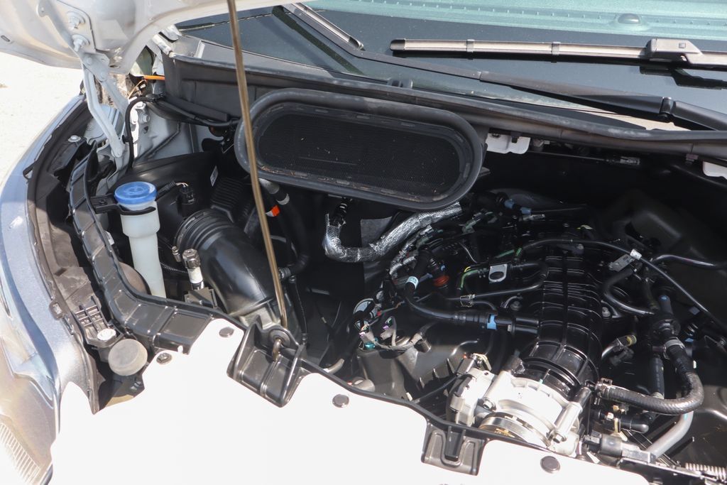 Used 2020 Ford Transit 250 Low Roof w/ Load Area Protection Package RWD image 13