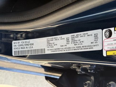 Used 2024 RAM 1500 Laramie RWD image 32
