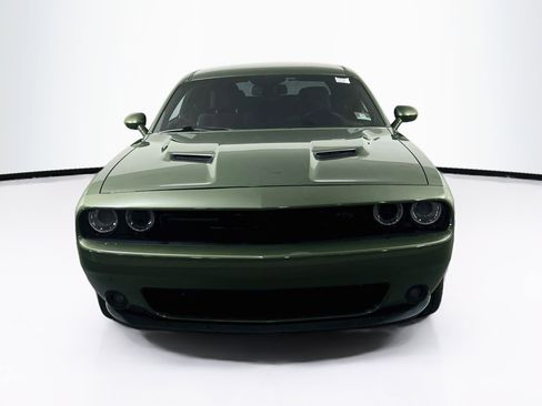 Used 2018 Dodge Challenger R/T w/ Blacktop Package RWD image 2